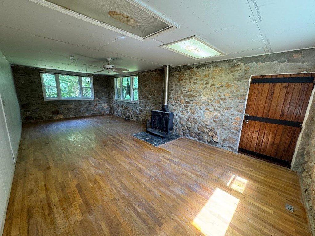 450 High Point Road Woodlawn, VA 24381 - Photo 17 of 55 Gallery Image 17