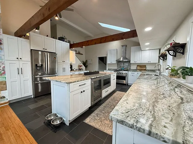 $749,900 | 587 Johnson Spooner Road, Castleton, VT 05735