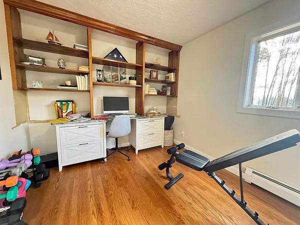 $749,900 | 587 Johnson Spooner Road, Castleton, VT 05735