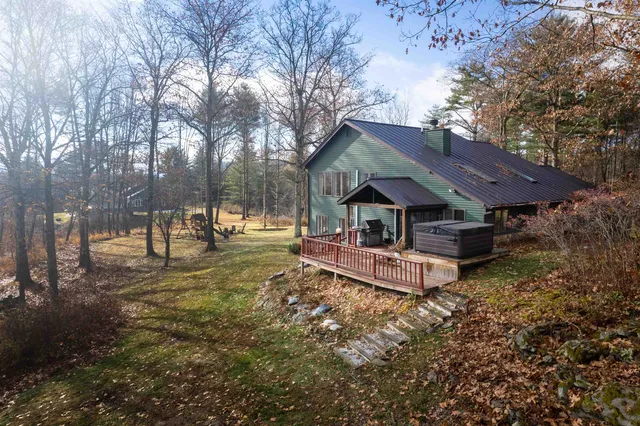 $749,900 | 587 Johnson Spooner Road, Castleton, VT 05735