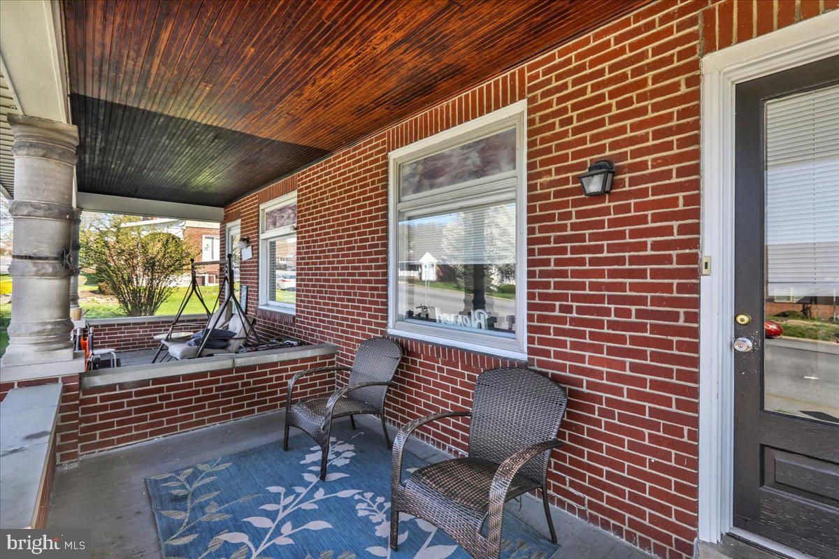 8 Pershing Boulevard Reading, PA 19607 - Photo 3 of 21 Gallery Image 3