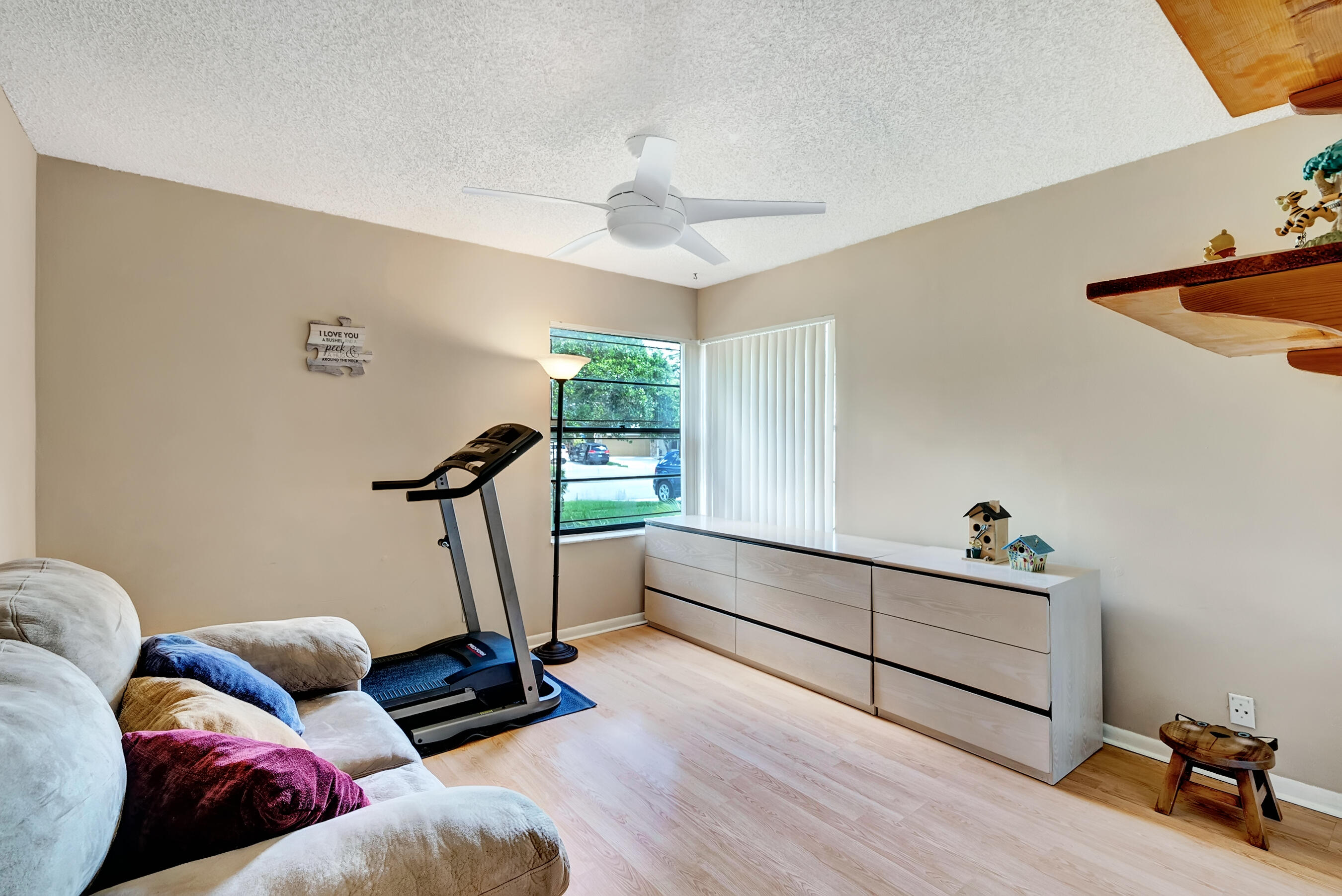 9074 Chatsworth Cascades Circle Boca Raton, FL 33434 - Photo 21 of 27 Bedroom 3