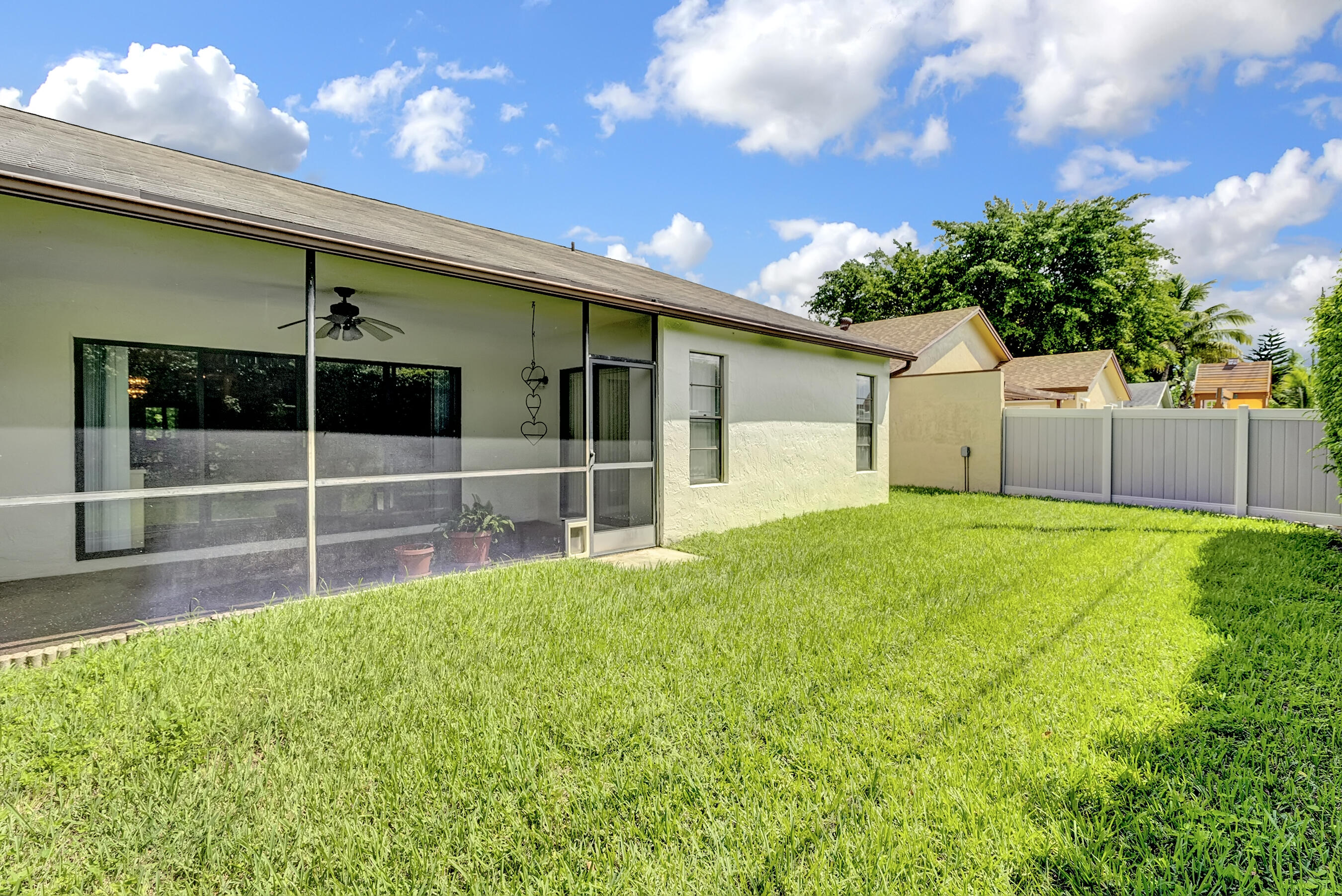 9074 Chatsworth Cascades Circle Boca Raton, FL 33434 - Photo 26 of 27 Backyard