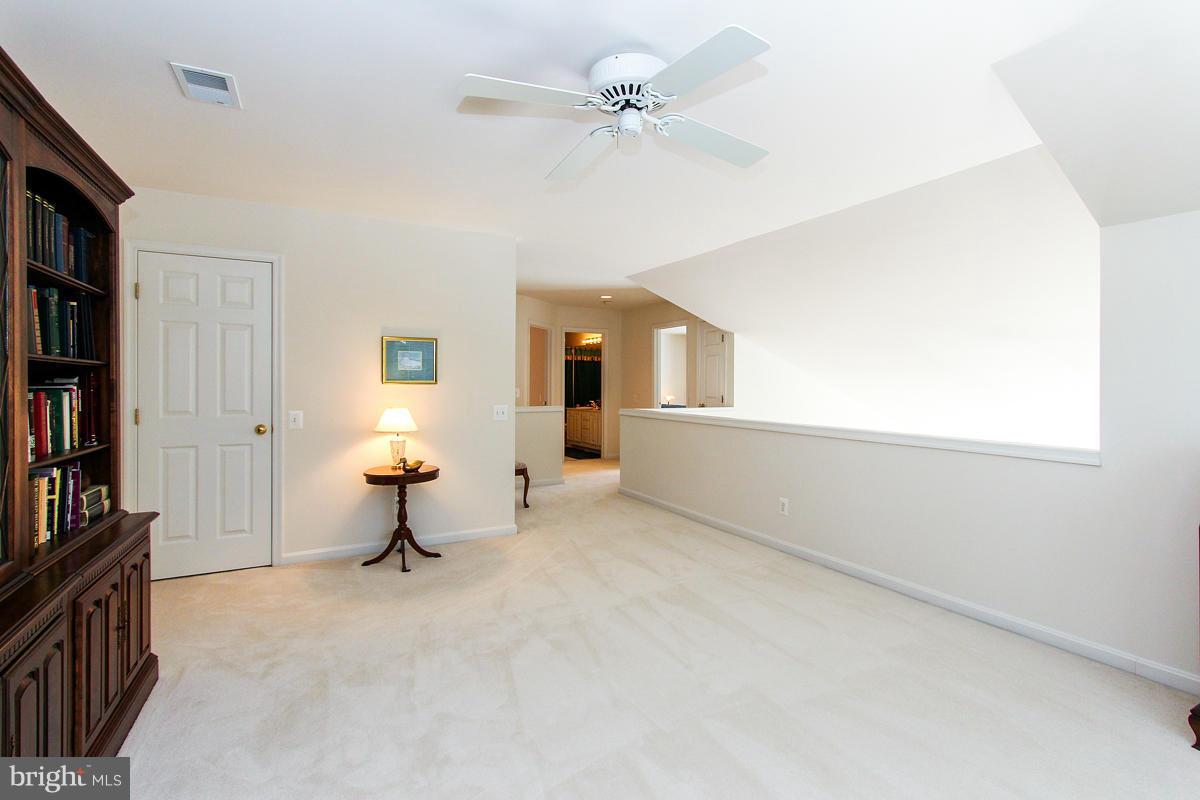 12496 Fox View Way Reston, VA 20191 - Photo 18 of 30 Interior (General)