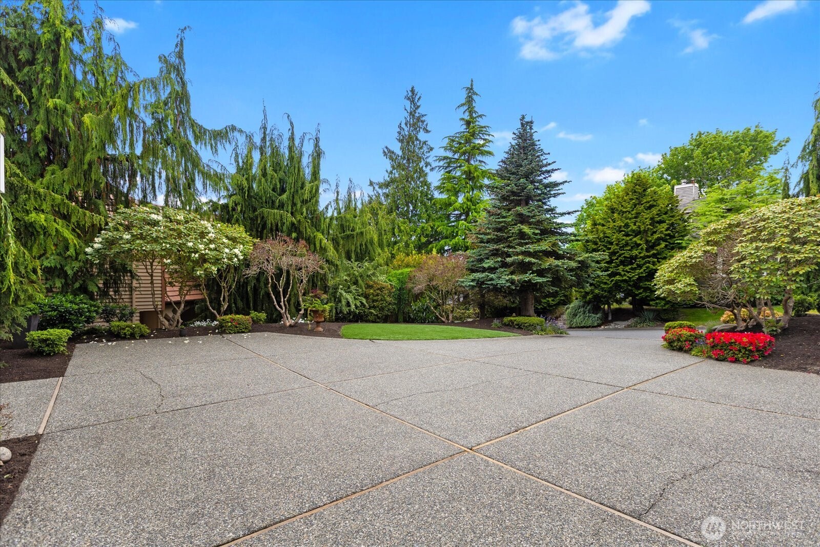 608 Magnolia Lane Edmonds, WA 98020 - Photo 31 of 35