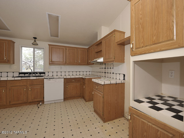 11315 West Ina Road Tucson, AZ 85743 - Photo 8 of 27 Gallery Image 8