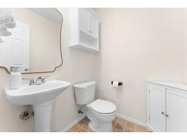 $399,000 | 13145 Southwest Worchester Place, Tigard, OR 97223