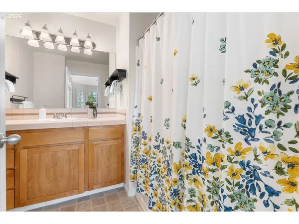 $399,000 | 13145 Southwest Worchester Place, Tigard, OR 97223