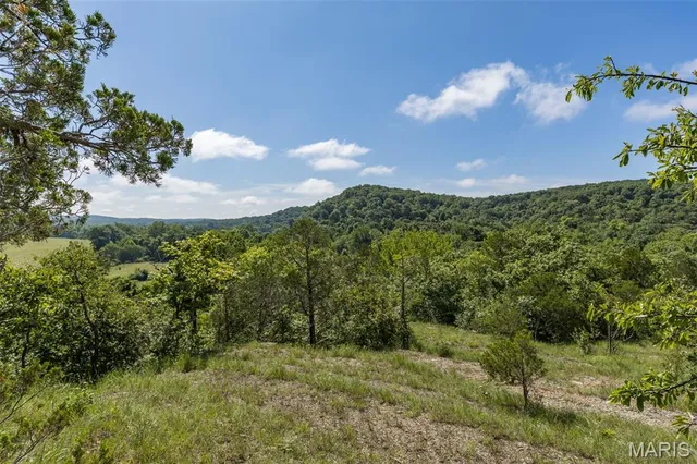 $337,500 | 6 Cedar Hollow Road, Fletcher, MO 63030