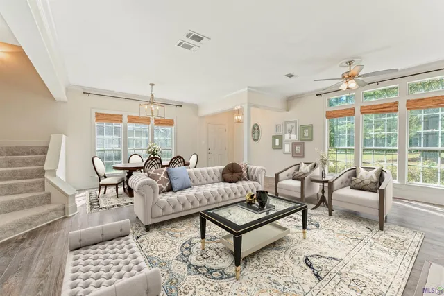 $299,900 | 6096 Beechgrove Lane, St. Francisville, LA 70775