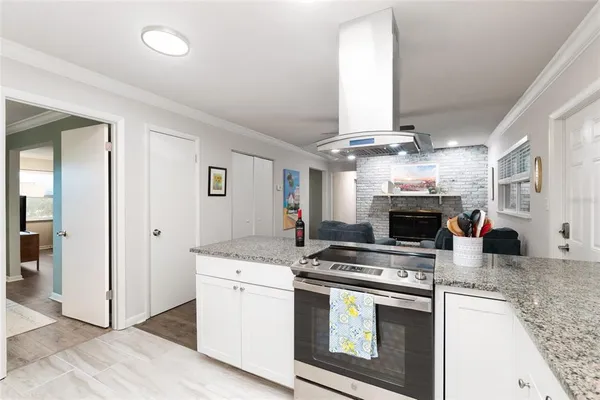 $374,500 | 3452 Northwest 36th Place, Gainesville, FL 32605