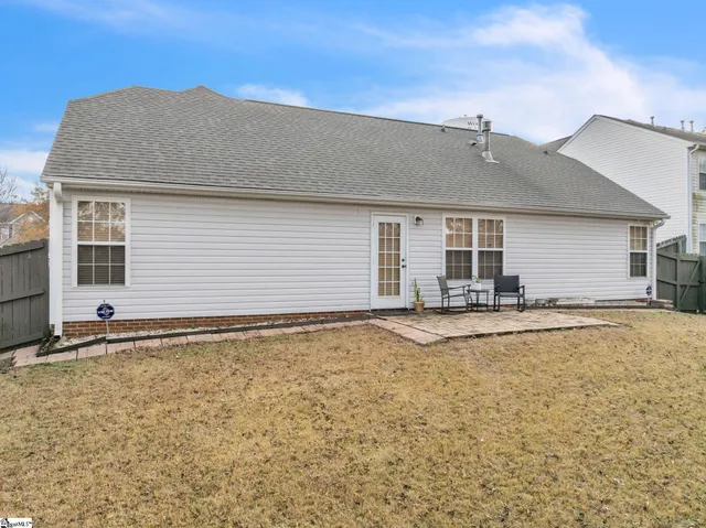 $289,900 | 323 East Rustling Leaves Lane, Roebuck, SC 29376