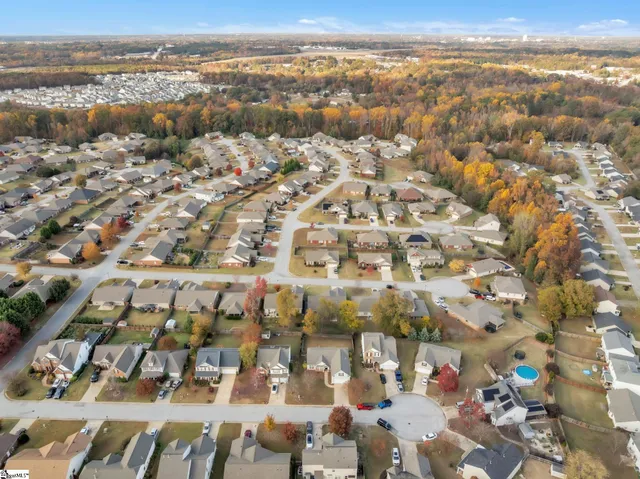 $289,900 | 323 East Rustling Leaves Lane, Roebuck, SC 29376