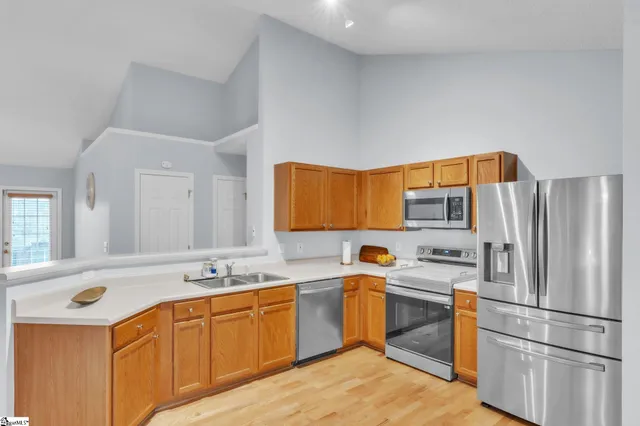 $289,900 | 323 East Rustling Leaves Lane, Roebuck, SC 29376