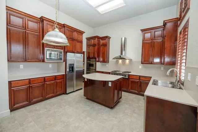 $629,000 | 3216 Allan Adale Drive, Modesto, CA 95355