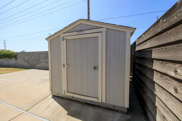 $629,000 | 3216 Allan Adale Drive, Modesto, CA 95355