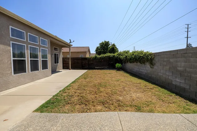 $629,000 | 3216 Allan Adale Drive, Modesto, CA 95355
