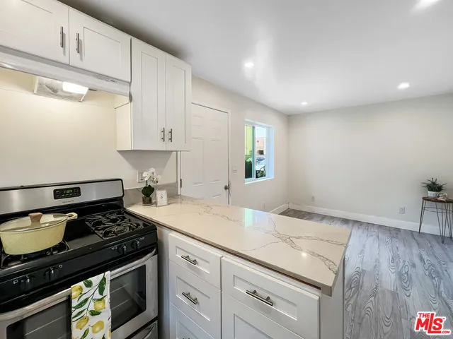 $2,000 | 10019 1/2 San Gabriel Avenue, South Gate, CA 90280