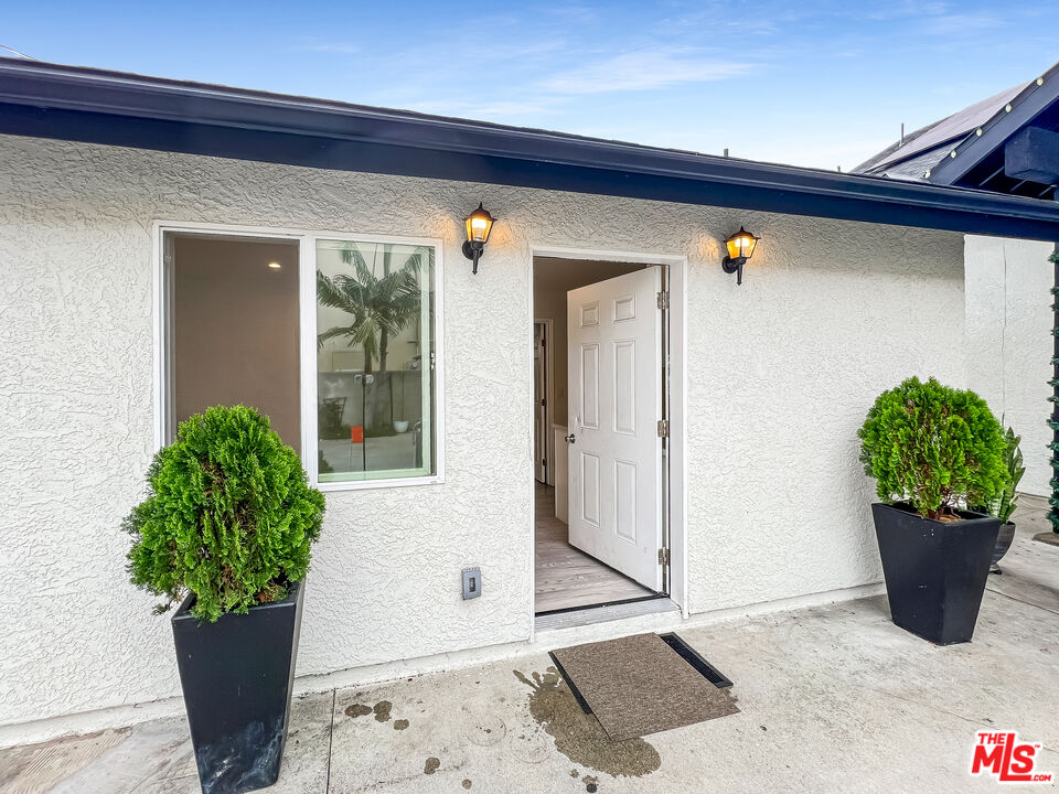 10019 1/2 San Gabriel Avenue South Gate, CA 90280 - Photo 11 of 11