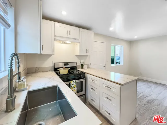 $2,000 | 10019 1/2 San Gabriel Avenue, South Gate, CA 90280