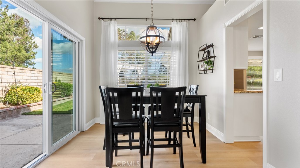 23462 Riversbridge Way Valencia, CA 91354 - Photo 9 of 57