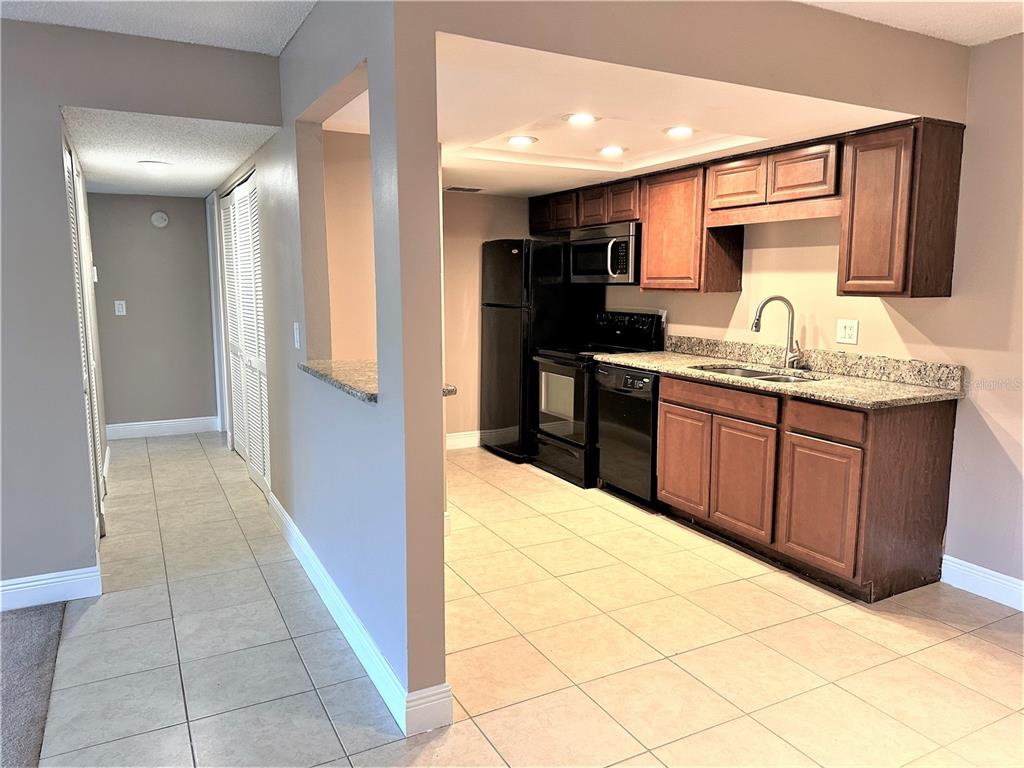 5057 Vineland Road, Unit 5057 Orlando, FL 32811 - Photo 6 of 33