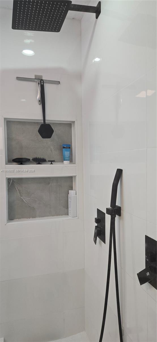 4012 East Shore Road Miramar, FL 33023 - Photo 21 of 22