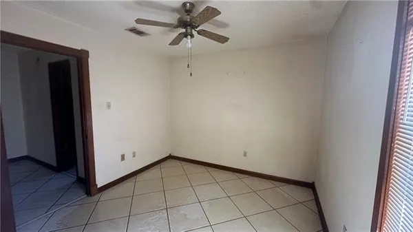 $220,000 | 2558 Foliage Drive, Marrero, LA 70072