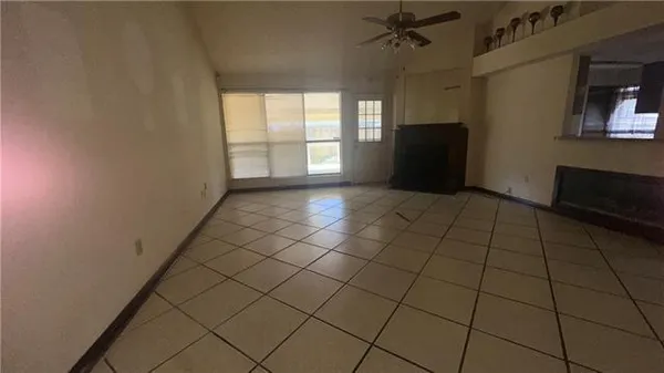 $220,000 | 2558 Foliage Drive, Marrero, LA 70072