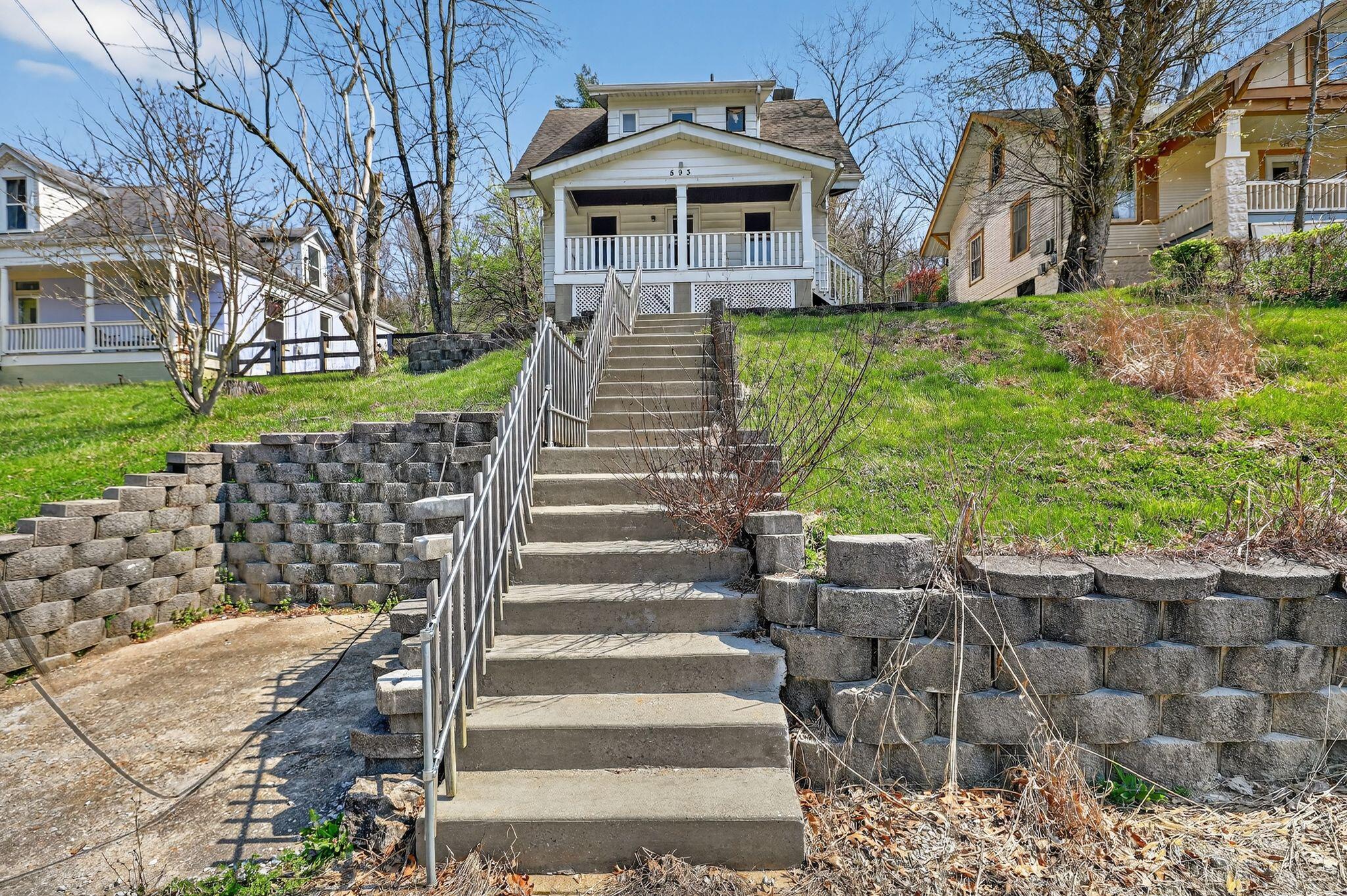 593 Waterworks Road Fort Thomas, KY 41075 - Photo 1 of 30 1
