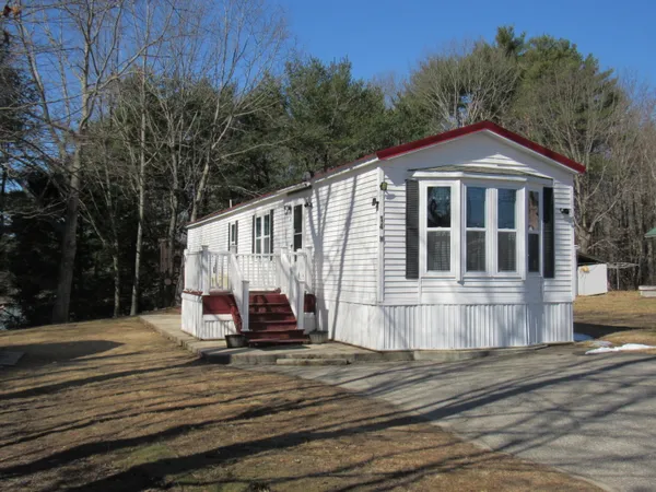 $117,000 | 14 Pleasant Hill Road, Limerick, ME 04048