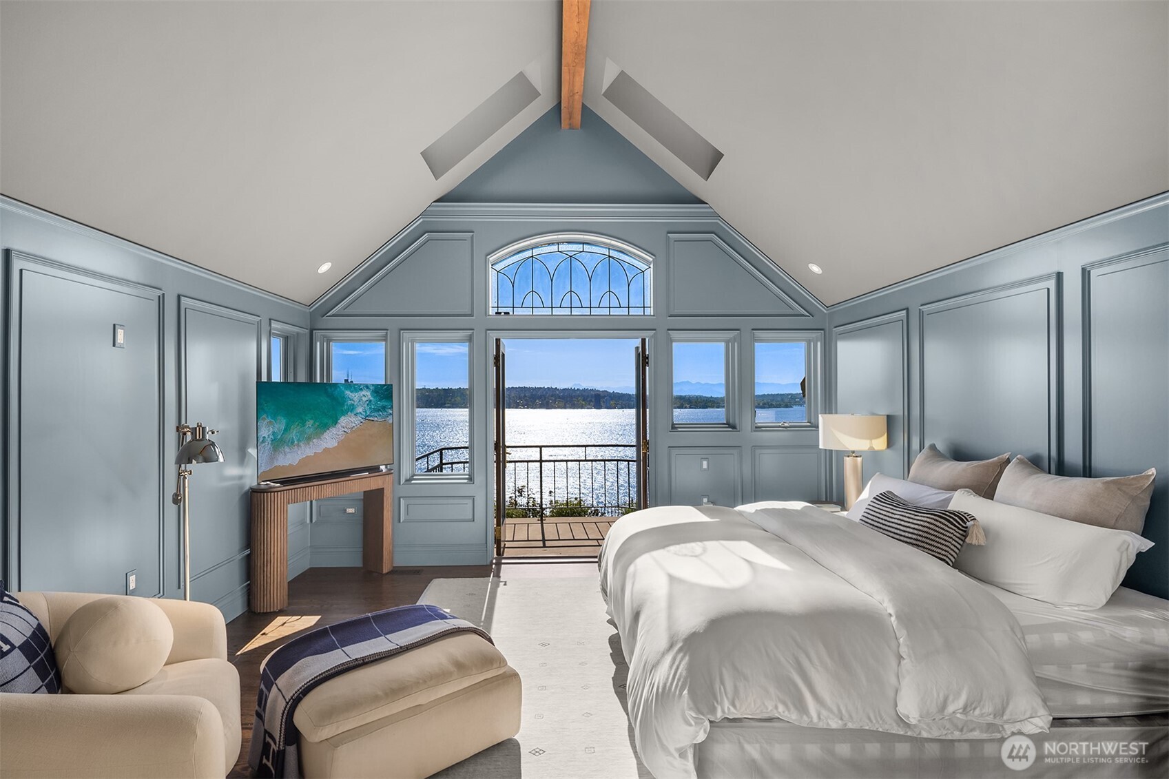 2307 Evergreen Point Road Medina, WA 98039 - Photo 26 of 40 a bedroom with furniture and a large window