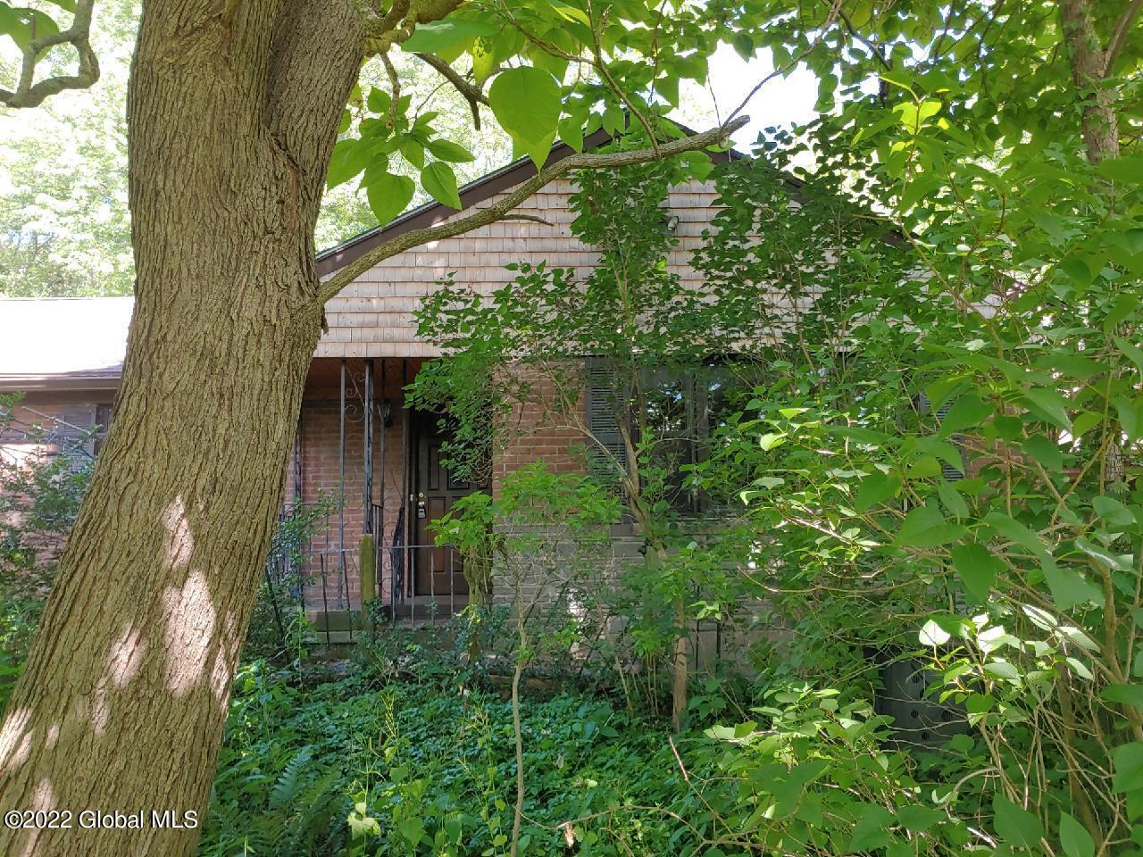 103 Blue Barns Road Rexford, NY 12148 - Photo 17 of 18 front