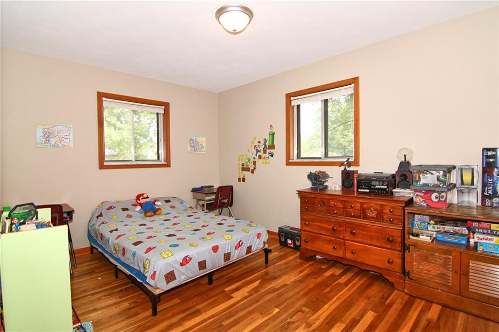 627 Mc Gregor Road Indianapolis, IN 46217 - Photo 18 of 26 Gallery Image 18