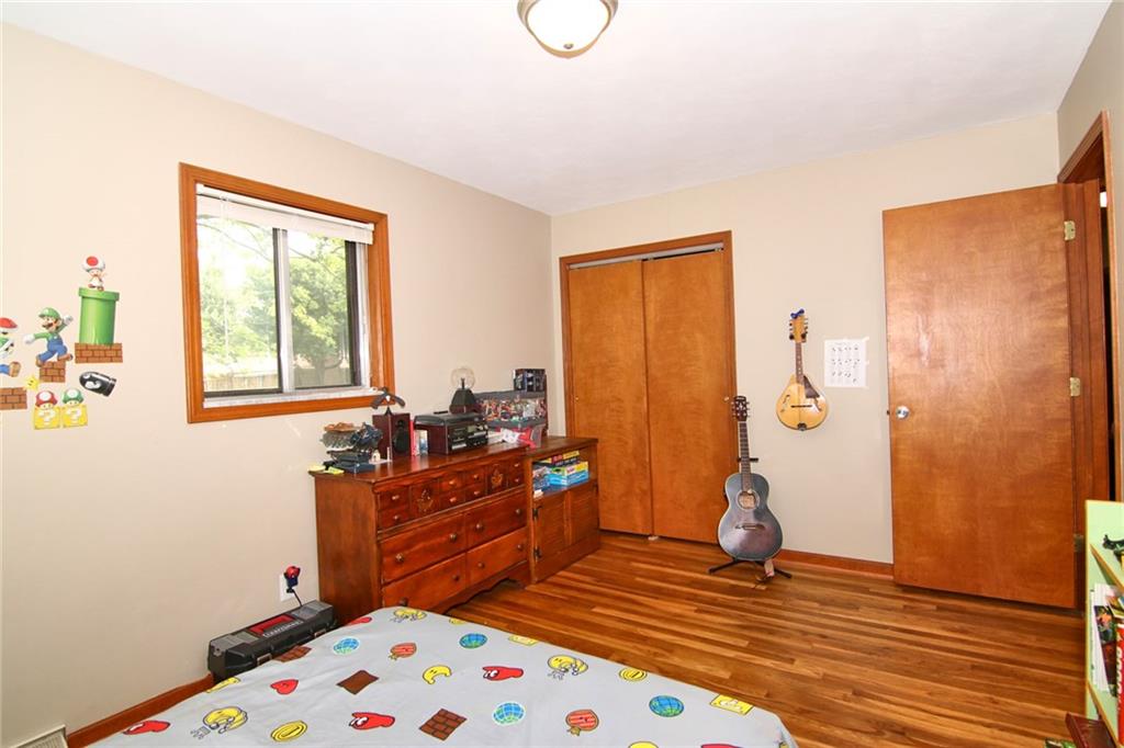 627 Mc Gregor Road Indianapolis, IN 46217 - Photo 19 of 26 Gallery Image 19