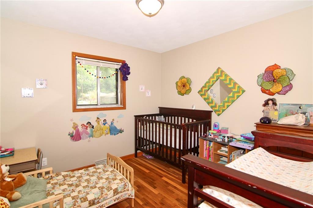 627 Mc Gregor Road Indianapolis, IN 46217 - Photo 21 of 26 Gallery Image 21
