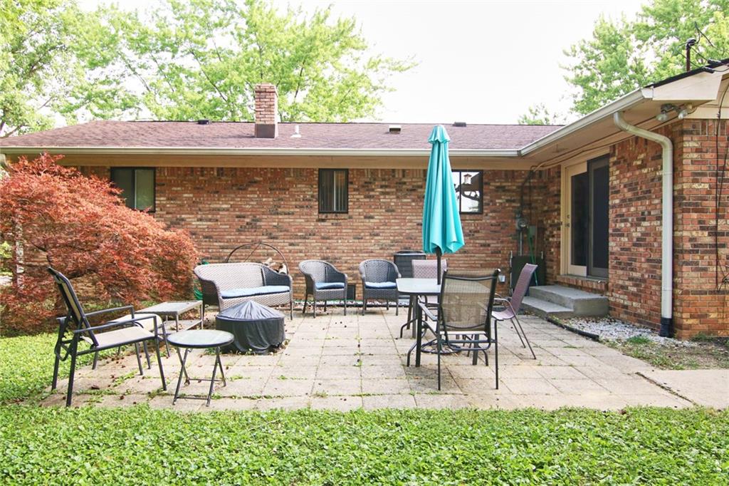 627 Mc Gregor Road Indianapolis, IN 46217 - Photo 24 of 26 Gallery Image 24