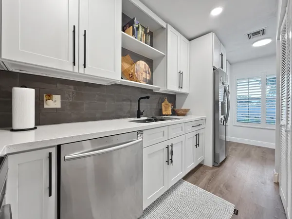 $1,950 | 1021 Flame Vine Avenue, Unit 203, Delray Beach, FL 33445