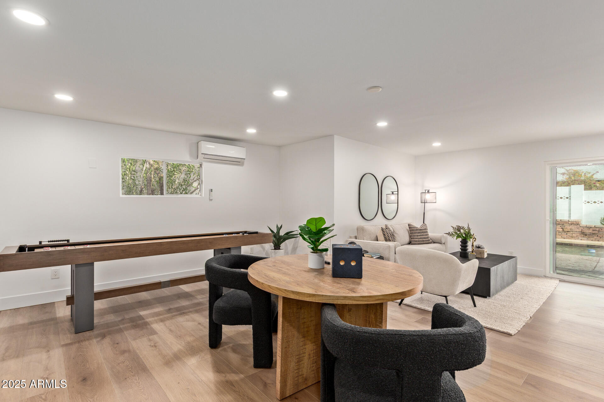 2632 East Mountain View Road Phoenix, AZ 85028 - Photo 11 of 29 15 - Mountain View