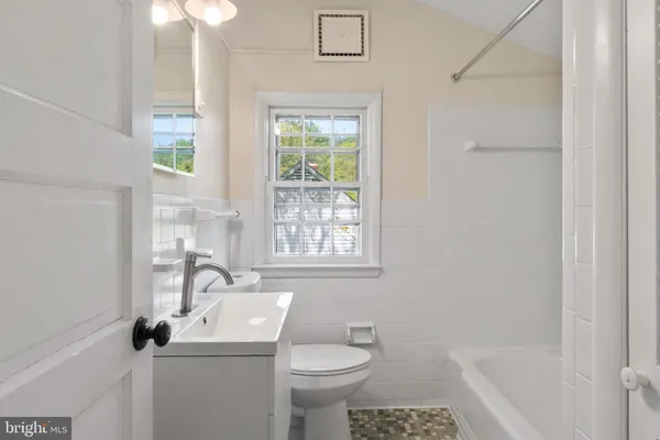 $3,100 | 2305 Pickwick Road, Baltimore, MD 21207
