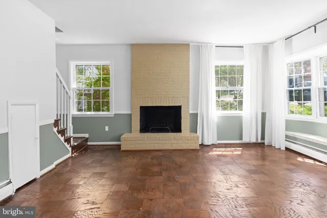 $2,800 | 2305 Pickwick Road, Baltimore, MD 21207