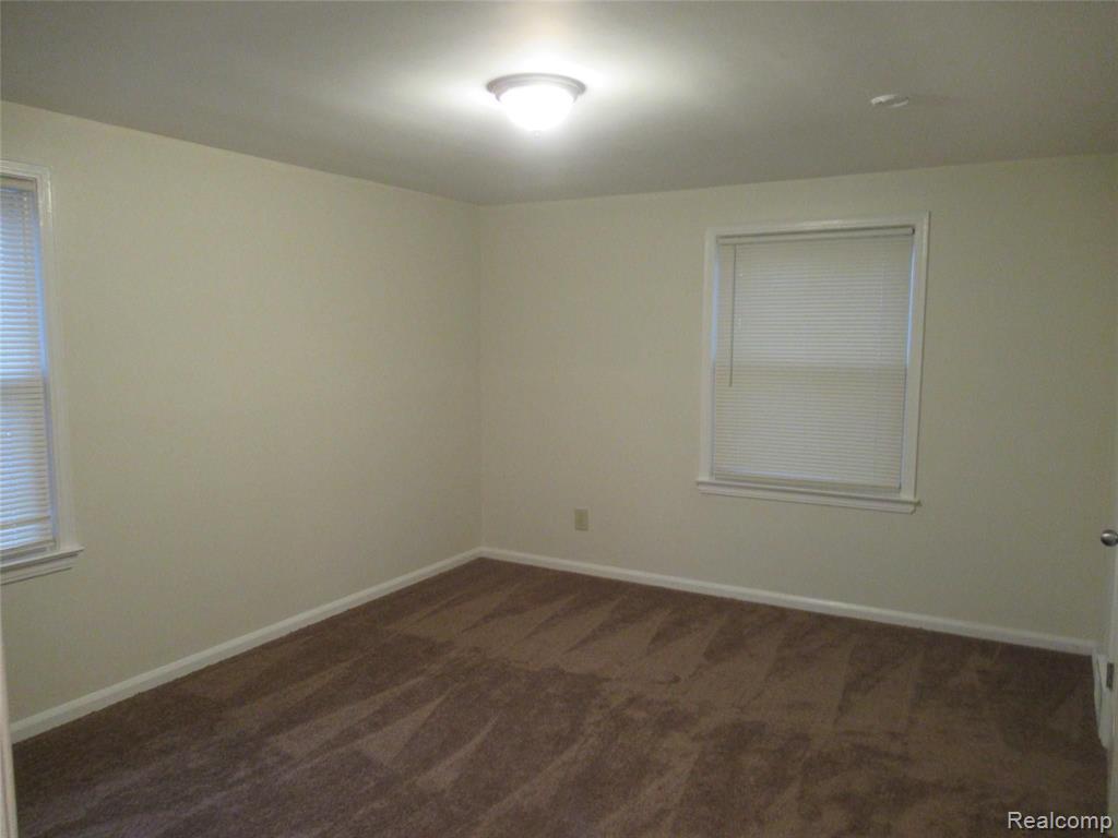 4633 Firestone Street Dearborn, MI 48126 - Photo 13 of 16