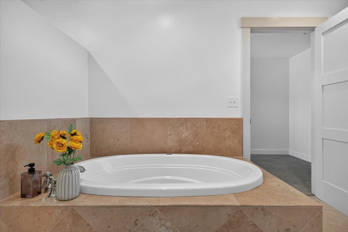 3677 Paper Mill Road Soquel, CA 95073 - Photo 37 of 59