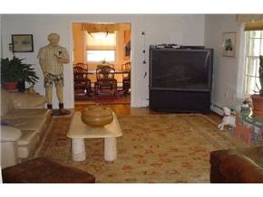 67 Locke Road New Castle, NH 03854 - Photo 6 of 9 Gallery Image 6