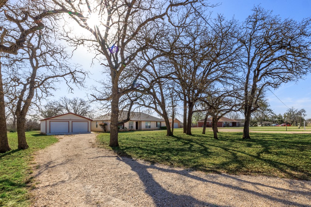 134 Bobbie Lynn Harper, TX 78631 - Photo 2 of 33