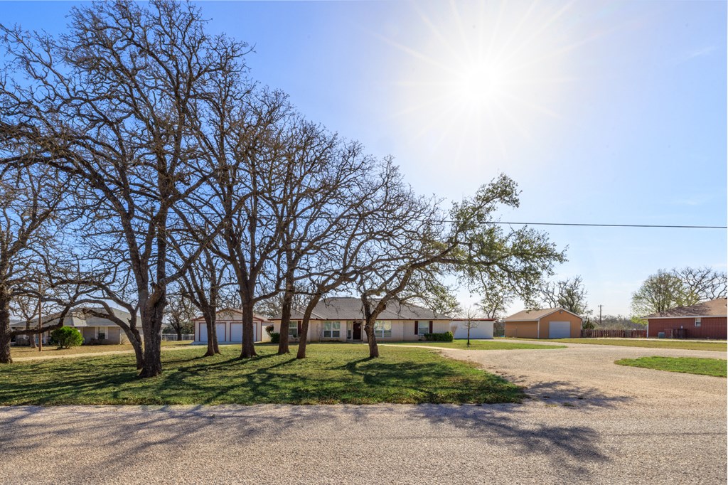 134 Bobbie Lynn Harper, TX 78631 - Photo 3 of 33