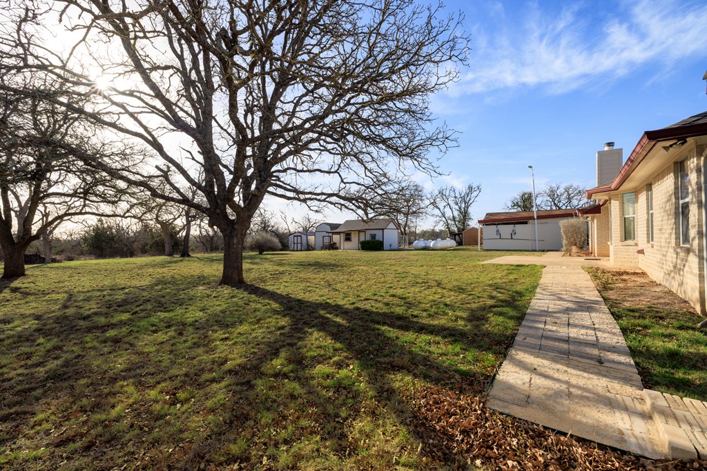 134 Bobbie Lynn Harper, TX 78631 - Photo 32 of 33