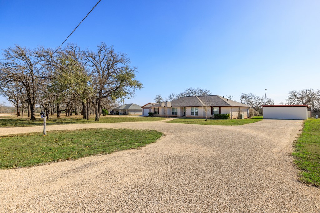 134 Bobbie Lynn Harper, TX 78631 - Photo 4 of 33