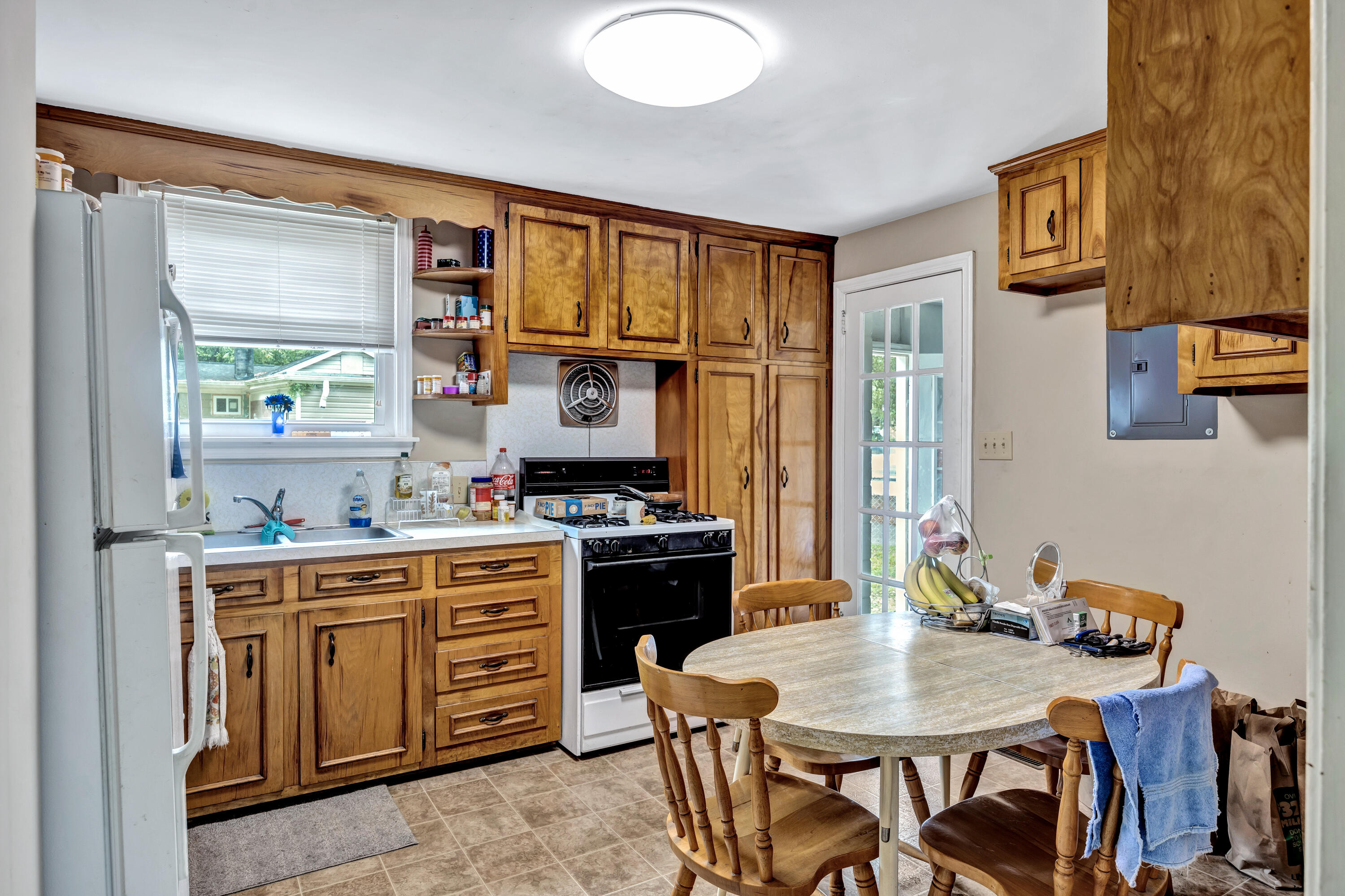 706 West Harrison Road Charleston, SC 29407 - Photo 8 of 17 4L1A4867