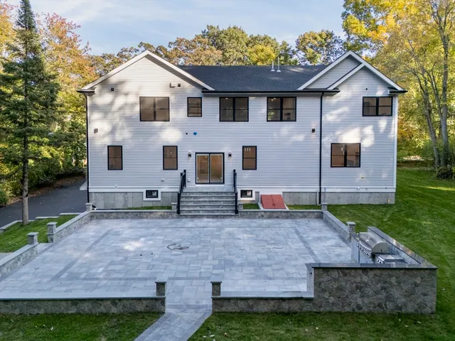 $2,150,000 | 80 Wilson Road, Bedford, MA 01730